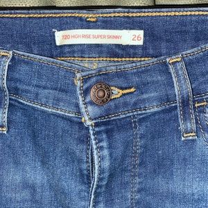 Levi’s  720 High Rise Super Skinny Jeans